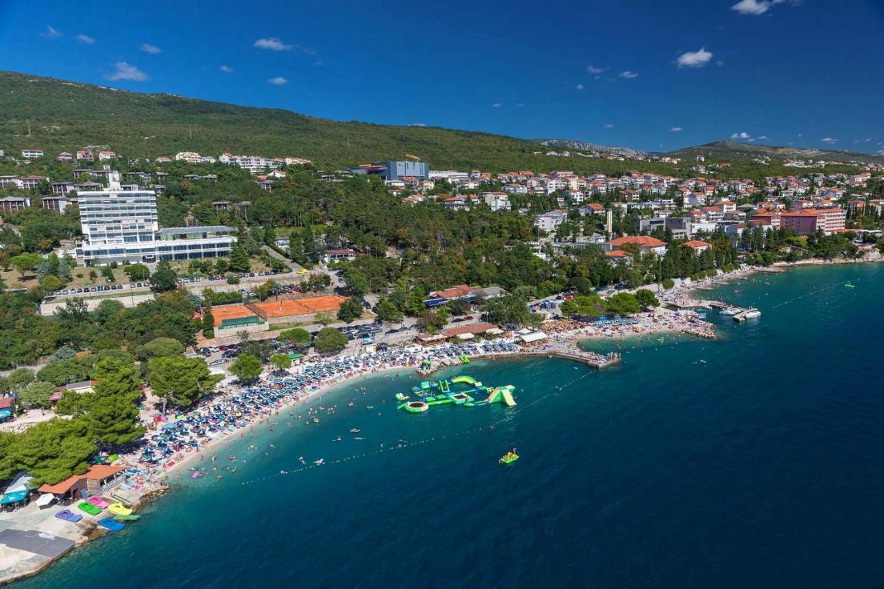 Apartments With A Parking Space Dramalj, Crikvenica - 5592 Exterior foto